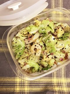 レンジで簡単キャベツのゆかり和え-レシピのメイン写真