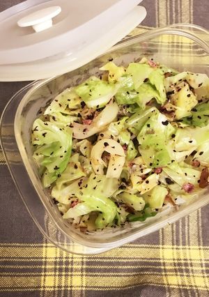 レンジで簡単キャベツのゆかり和え-レシピのメイン写真