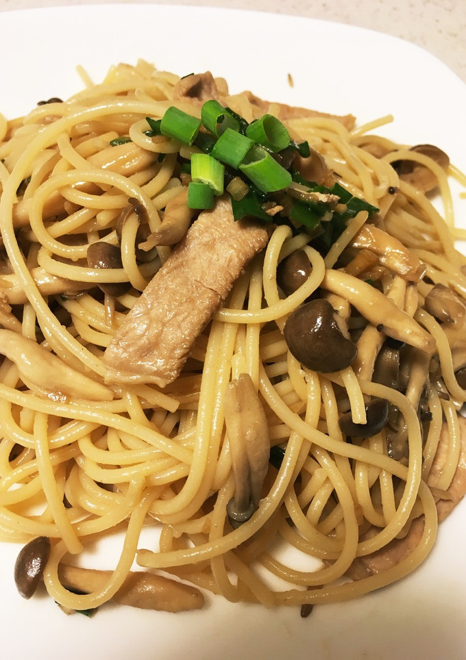 バター不使用でもおいしい！きのこパスタ-レシピのメイン写真