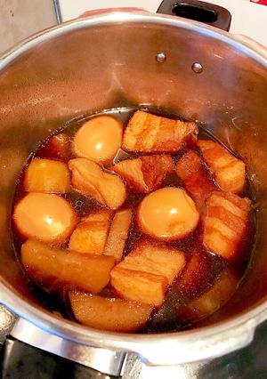 圧力鍋でトロトロ角煮〜台湾風に!-レシピのメイン写真