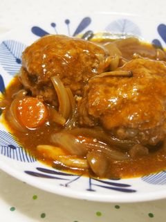 ビーフシチュールーで簡単煮込みハンバーグ-レシピのメイン写真