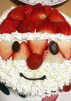 サンタのデコレーションケーキ-レシピのメイン写真