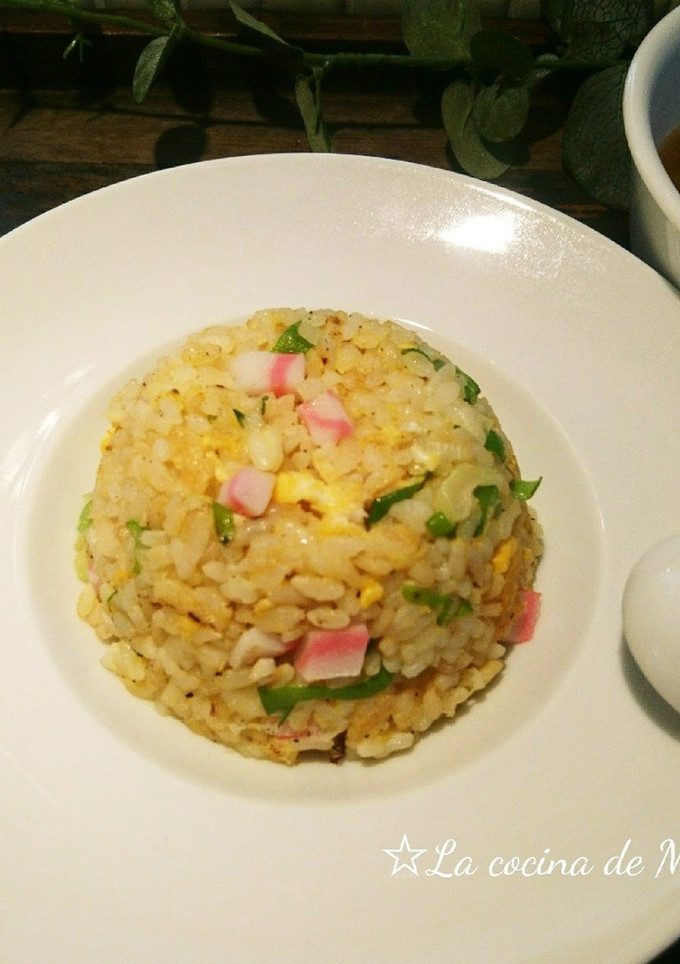 ＊ナルトと卵と葱だけの炒飯＊-レシピのメイン写真