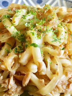 ツナのお手軽焼きうどん-レシピのメイン写真