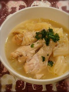 白菜大量消費♔手羽元ほろほろ煮スープ-レシピのメイン写真