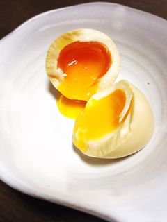 黄身が溢れだすとろとろ煮卵-レシピのメイン写真