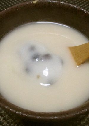 おひとりさまの甘酒と大福で幸せおぜんざい-レシピのメイン写真