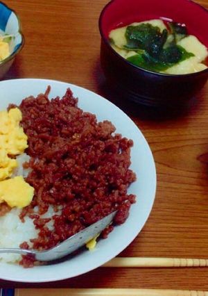合挽き肉でのそぼろ丼-レシピのメイン写真