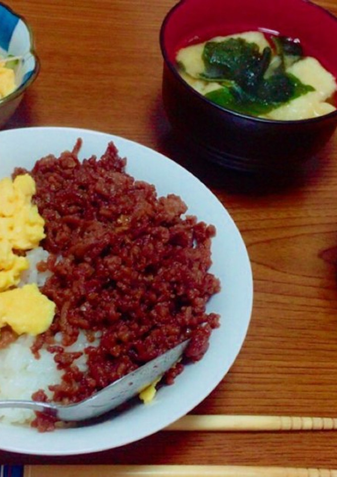 合挽き肉でのそぼろ丼-レシピのメイン写真