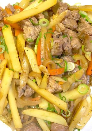 簡単ラム肉とじゃがいも醤油炒め-レシピのメイン写真