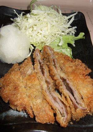 とんかつ梅シソ入り（大根おろしのせ）-レシピのメイン写真
