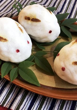 うさぎさんのいちごまんじゅう-レシピのメイン写真