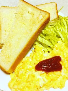 スクランブルエッグの森で-レシピのメイン写真