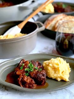 柔らかで美味しい*牛スネ肉赤ワイン煮-レシピのメイン写真