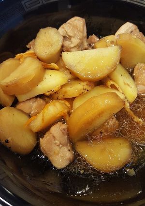 さつま芋と鳥もも肉のミカンの皮煮-レシピのメイン写真
