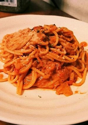 海老の殻でクリームソースとクリームパスタ-レシピのメイン写真