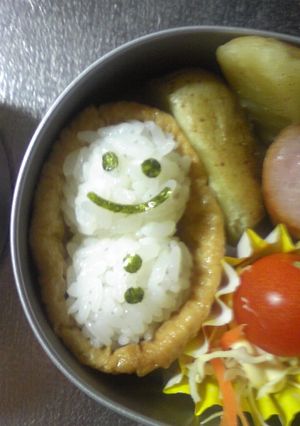 年中■お弁当(稲荷雪だるま)-レシピのメイン写真
