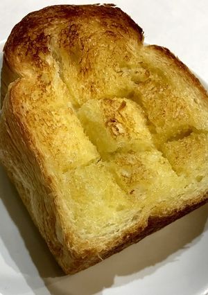 絶品マーガリントースト！厚切りがおすすめ-レシピのメイン写真