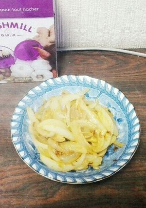 【簡単おつまみ】玉ねぎのニンニク味噌炒め-レシピのメイン写真