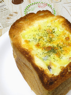 【簡単】食パン一斤まるごとグラタン♪-レシピのメイン写真