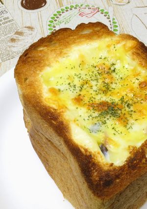 【簡単】食パン一斤まるごとグラタン♪-レシピのメイン写真