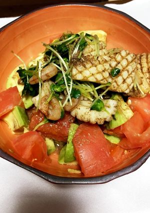 アボカドとトマトのシーフードサラダ-レシピのメイン写真