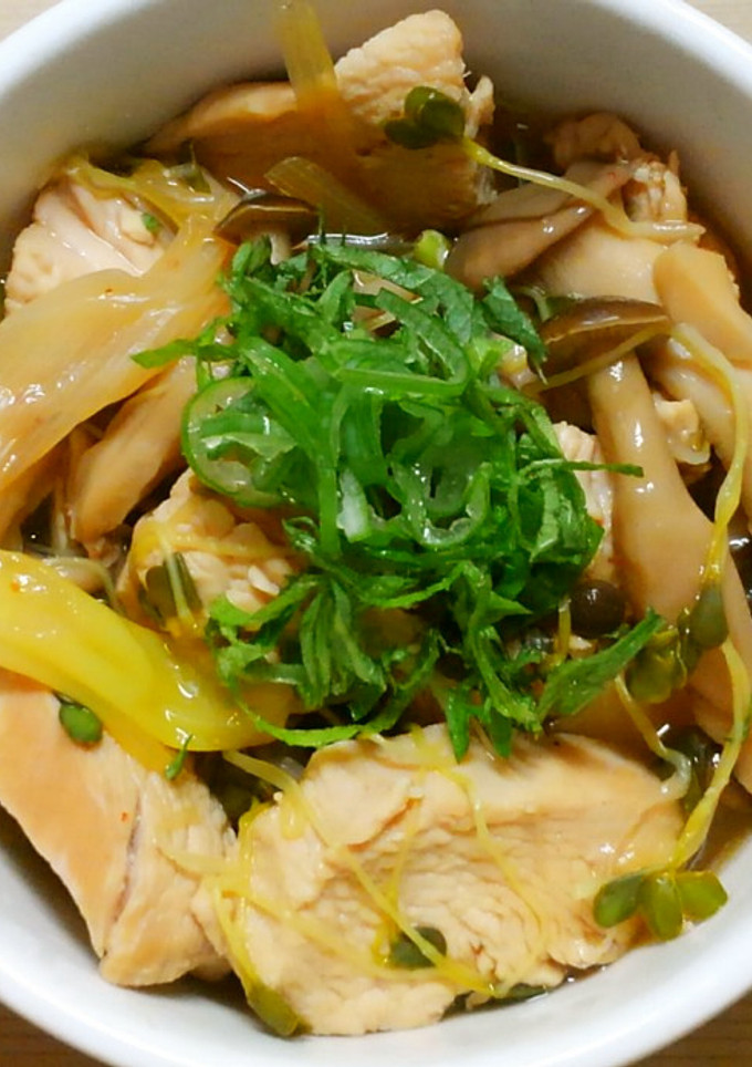 鶏むね肉ときのこ カイワレのさっぱり煮❀-レシピのメイン写真