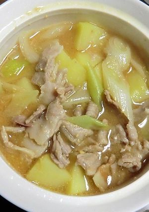 寒い冬撃退！甜麺醤入りジャガイモスープ煮-レシピのメイン写真