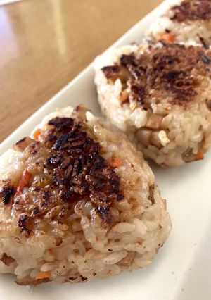 崩れない焼きおにぎり！もっちり、カリカリ-レシピのメイン写真
