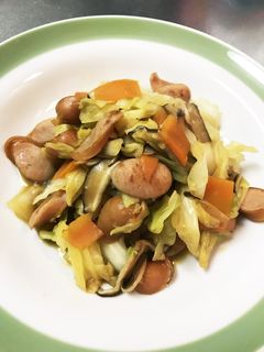 キャベツとウインナーの炒め煮-レシピのメイン写真