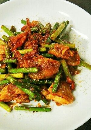 鶏肉とニンニクの芽のキムチ炒め-レシピのメイン写真