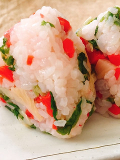 ちょろぎと白菜漬けの混ぜご飯おにぎり-レシピのメイン写真