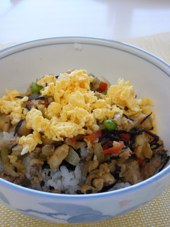 さばのそぼろ丼-レシピのメイン写真