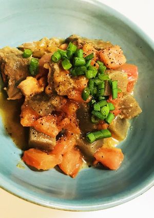 トマトでさっぱりどて焼き-レシピのメイン写真