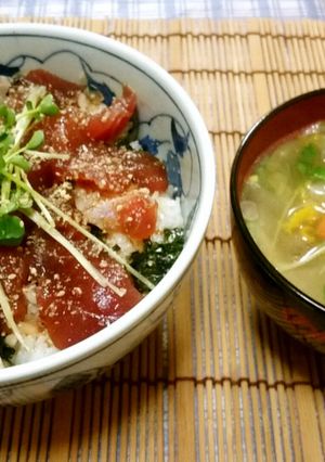 マグロ赤身の(カツオでも)漬け丼-レシピのメイン写真
