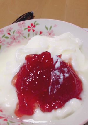 ヨーグルトのジャム添え-レシピのメイン写真