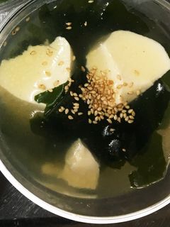 ダシダとショウガの簡単ワカメスープ-レシピのメイン写真