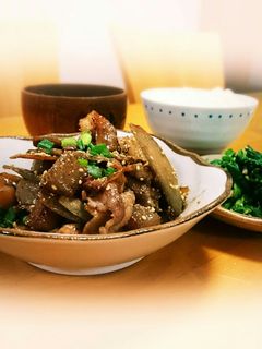 豚バラと ごぼうこんにゃくの 炒め煮-レシピのメイン写真