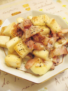 フワフワ★はんぺんとベーコンの簡単炒め-レシピのメイン写真