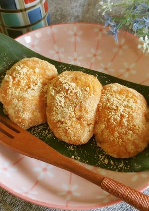 簡単☆おやつに♬人参とおもちのきな粉団子-レシピのメイン写真