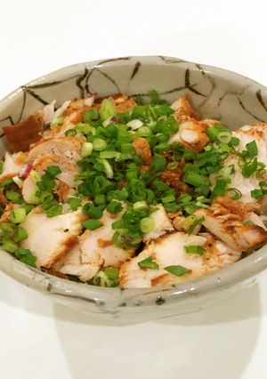 ピリ辛チキンのチリパンミー（板麺）-レシピのメイン写真