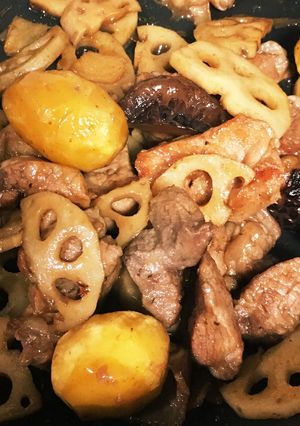 フライパンで！豚肉とれんこん炒め煮-レシピのメイン写真