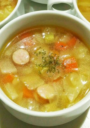 冷蔵庫にある食材で具沢山コンソメスープ-レシピのメイン写真