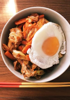 お好み焼き屋の豚キムチふた葉丼-レシピのメイン写真