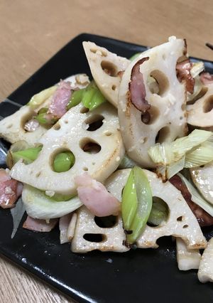 レンコンと長ネギの塩麹炒め-レシピのメイン写真