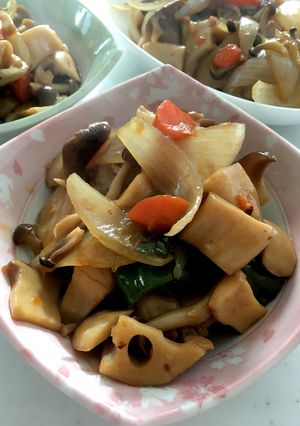 簡単!やわらかい鶏肉とお野菜の甘辛煮♡-レシピのメイン写真