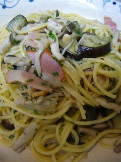 ベーコン&しめじ&なすのバター醤油パスタ-レシピのメイン写真