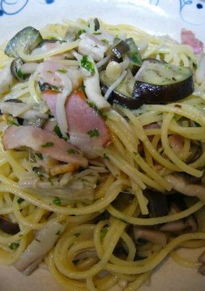 ベーコン＆しめじ＆なすのバター醤油パスタ-レシピのメイン写真