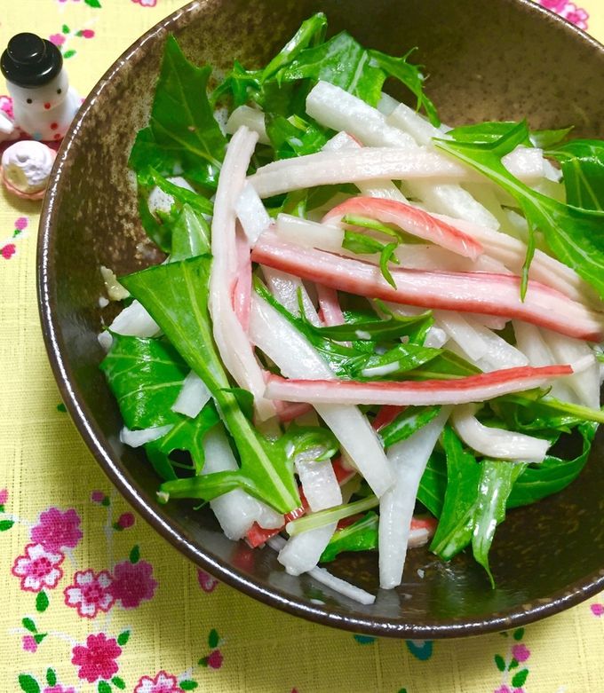 大根カニカマ水菜のマヨわさび醤油サラダ♬ by ふたごゆき