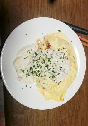 オムライスのキノコホワイトソース掛け-レシピのメイン写真